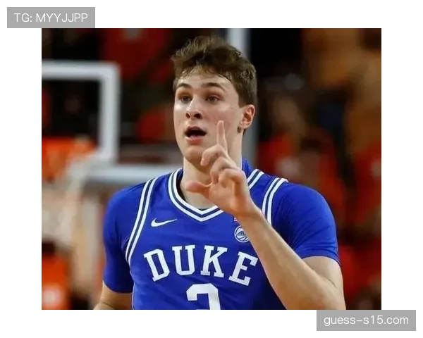 东契奇26岁330天命中1500记三分,成历史最年轻达成者